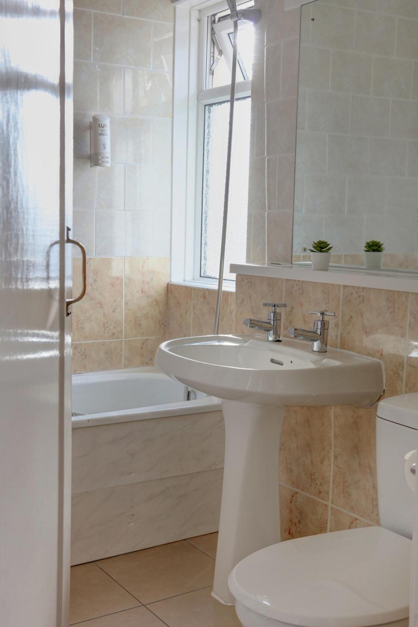 Crewe Arms Hotel Esterno foto